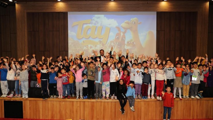 Bağcılarlı çocuklar TAY filmini izledi