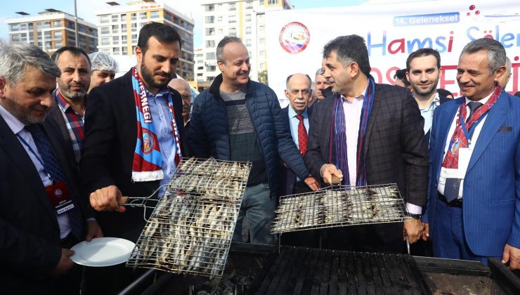 Bağcılar’da hamsi ve kemençe keyfi