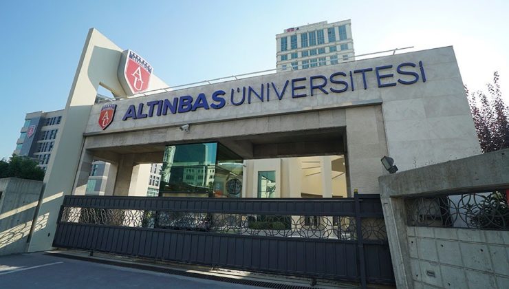 Altınbaş Üniversitesi öğretim üyeleri alıyor