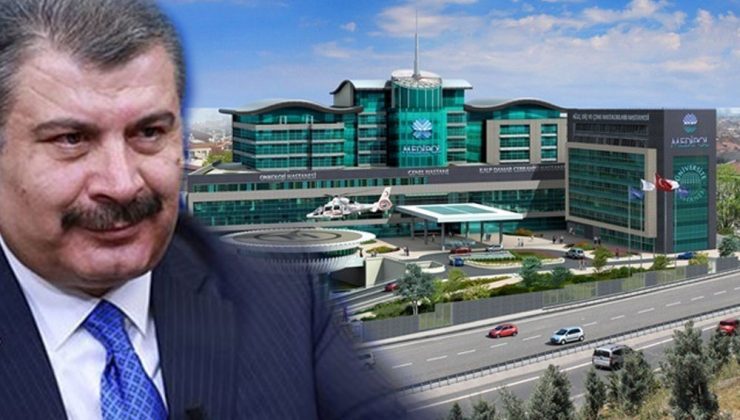 Hekimler beyaz önlüklerini Koca’nın hastanesinin önüne bırakacak