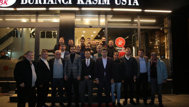 AK Parti’li Fırat Protokolü Misafir Etti