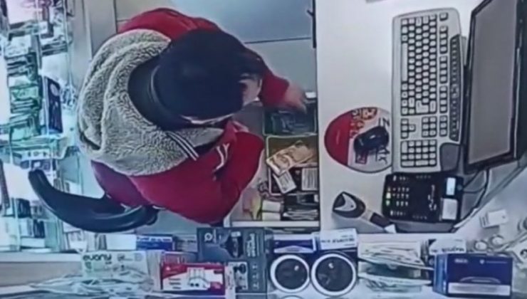 Bağcılar’da çalıştığı eczaneden 150 bin lira çaldı: Güvenlik kamerasına yakalandı