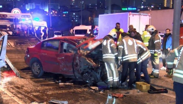 Bağcılar’da 16 yaşındaki ehliyetsiz sürücü kaza yaptı: 1 ölü, 2 yaralı