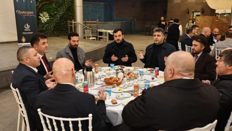 BİTLİSLİLER BAĞCILAR’DA İFTAR’DA BİR ARAYA GELDİ