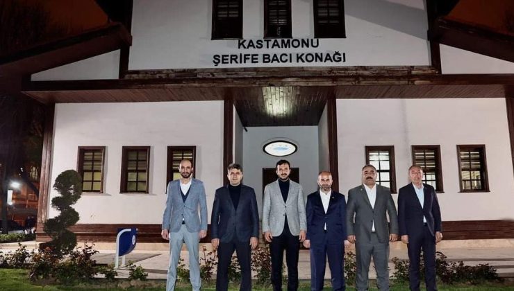 CUMHUR İTTİFAKI İLÇE BAŞKANLARI SAHURDA BİR ARAYA GELDİ