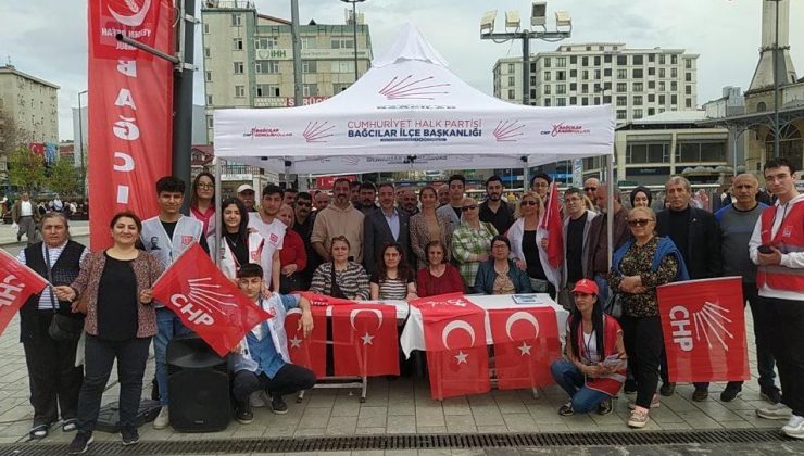 BAĞCILAR’DA DEMOKRASİ ŞÖLENİ YAŞANIYOR