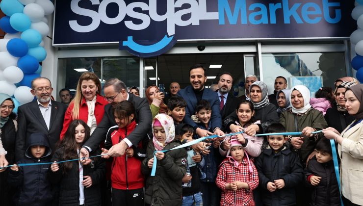 Bağcılar’da ihtiyaç sahipleri için ‘Sosyal Market’ açıldı
