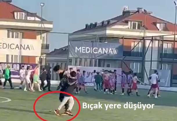 SKANDAL! “Yeşil Sahalarda Bıçaklı Saldırı”