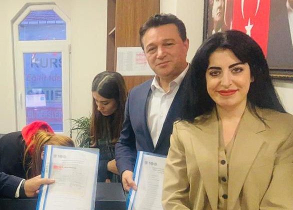 CHP’de Yüksel Yılbaş Dosyayı Aldı