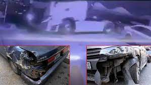 TIR ara sokaktaki otomobillere çarparak ilerledi