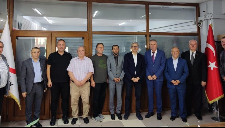 TRAKYALILAR’DAN KIZILAY’A ZİYARET