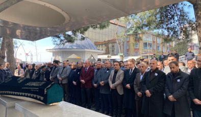 UYGUR AİLESİNİN VE MEMLEKET PARTİSİNİN ACI GÜNÜ