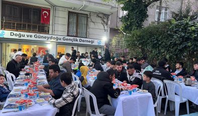 Doğu ve Güneydoğu Gençliği İftarda Bir Araya Geldi