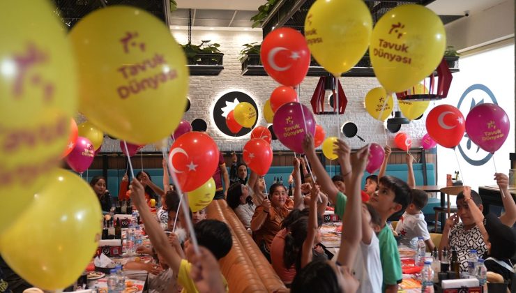 23 Nisan’da rengarenk gülücükler