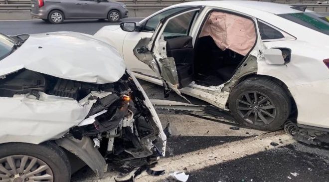 Bağcılar TEM Otoyolu’nda trafik kazası: 4 yaralı