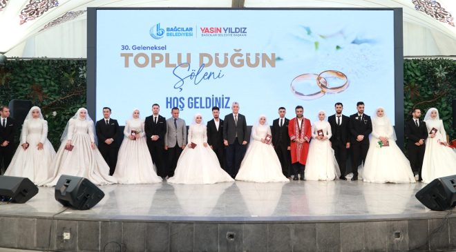 Bağcılar’da 8 çift, Ticaret Bakanı Ömer Bolat’ın şahitliğinde evlendi