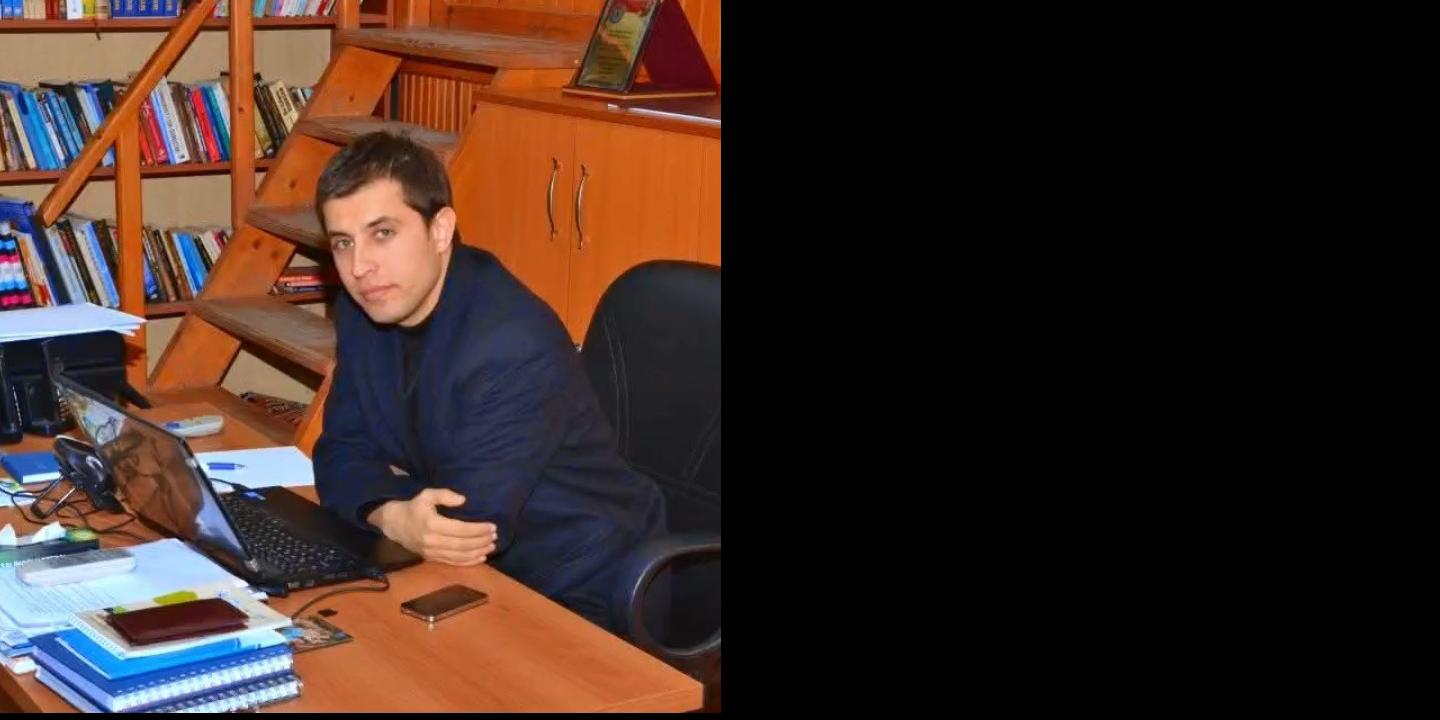 Gazeteci Mithat Sayar ““ŞEREFSİZLERE” tanga giydirmekte her gazetecinin görevidir”