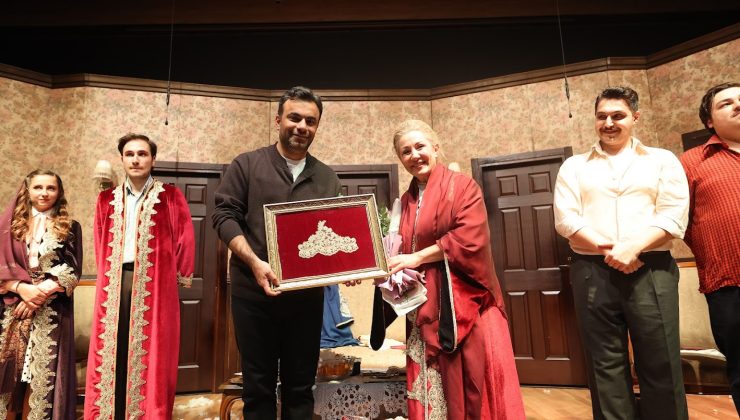 Bağcılar Belediyesi’nden muhteşem prömiyer