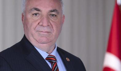 CHP’li Mehmet Tuncer Berat Kandili Mesajı Yayınladı